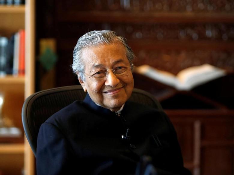 Mahathir Perluas Anggota Kabinet