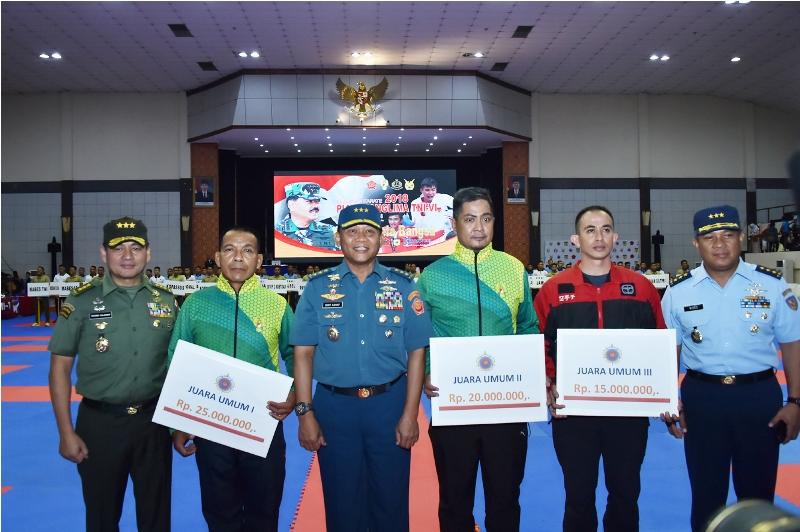 Mabesad Juara Umum Kejurnas Karate Piala Panglima TNI