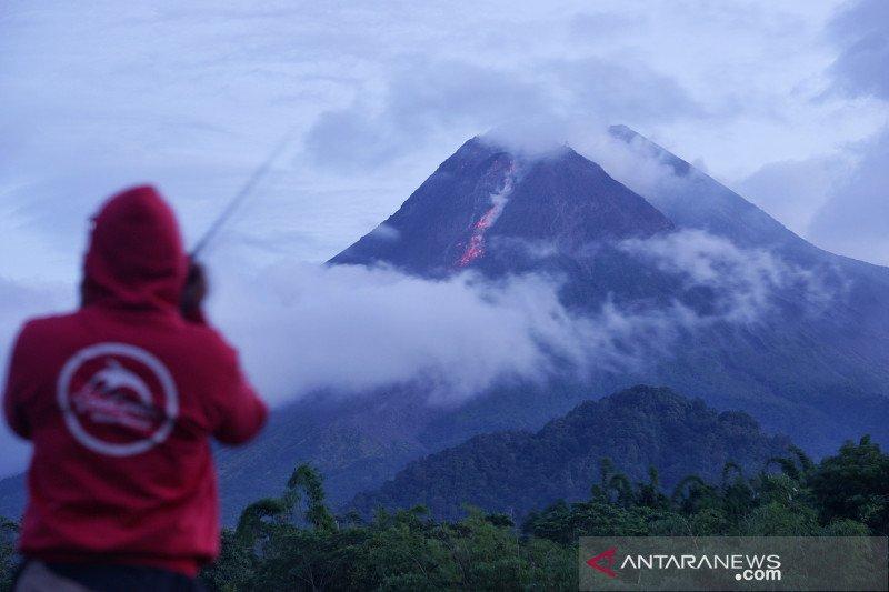 BPPTKG : Gunung Merapi Sudah Erupsi Efusif