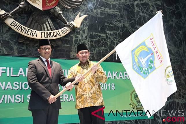 Anies Lepas Kontingen DKI Ikut MTQ di Medan