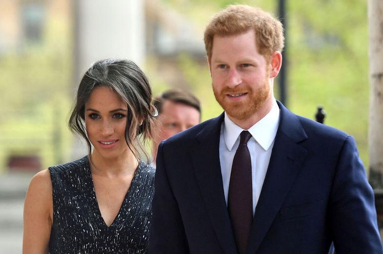 Pangeran Harry dan Meghan Markle Berhenti Gunakan Gelar Yang Mulia