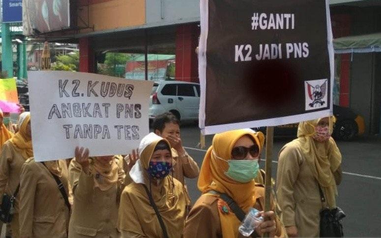 Masih Ada Peluang Guru Honorer Jadi CPNS