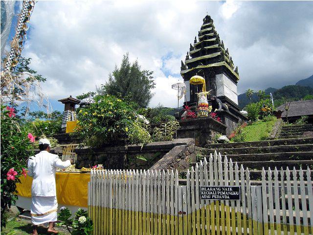 Oase di Gunung Salak