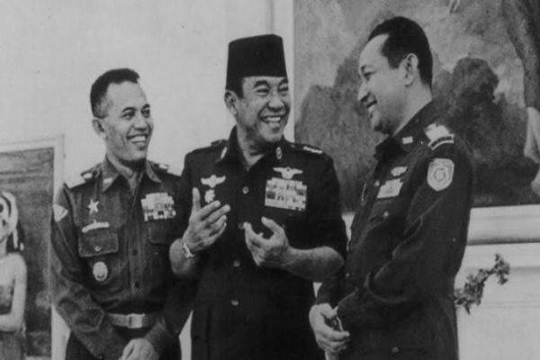 Kisah Jenderal Nasution dan Pengawal Presiden Soeharto