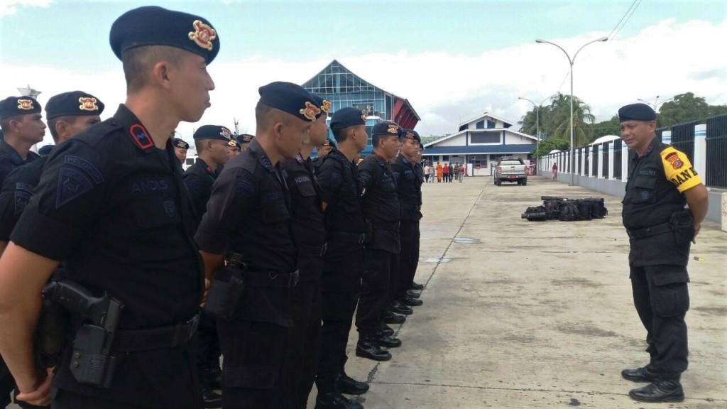 300 Personel Brimob Dikirim ke Perbatasan Dua Desa di Buton