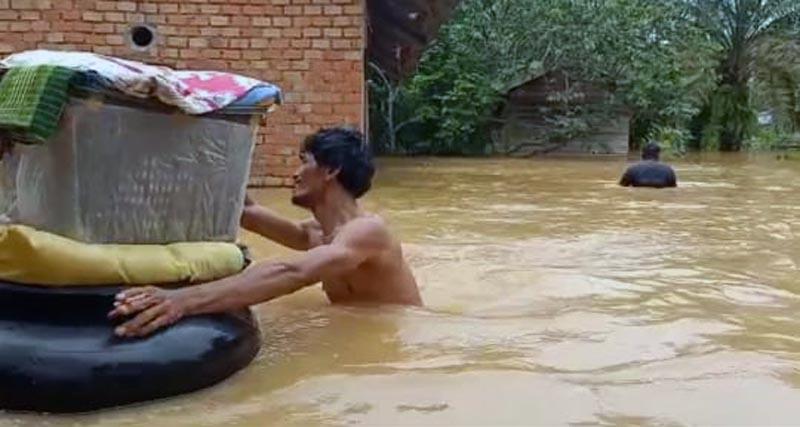 Puluhan Rumah di Batang Terendam Banjir