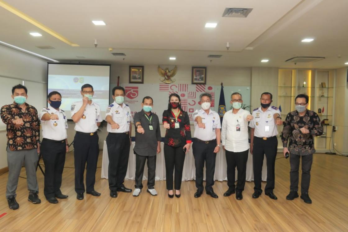 Pemkot Singkawang Serahkan Aset Tanah Pembangunan Bandara