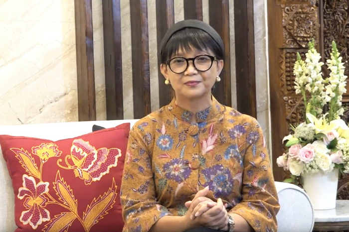 Di Hari Batik Nasional 2020, Menlu RI Ajak Lestarikan dan Promosikan Batik Indonesia