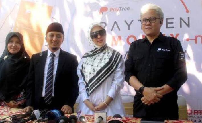 Syahrini  Dukung Bisnis Paytren Ustadz Yusuf Mansyur