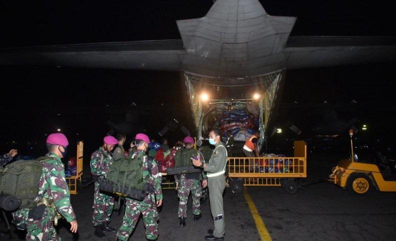 Pesawat TNI AU Angkut Bantuan Logistik untuk Banjir di Kalsel