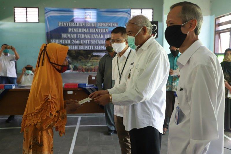 Bupati Sleman Serahkan Bantuan 266 RTLH