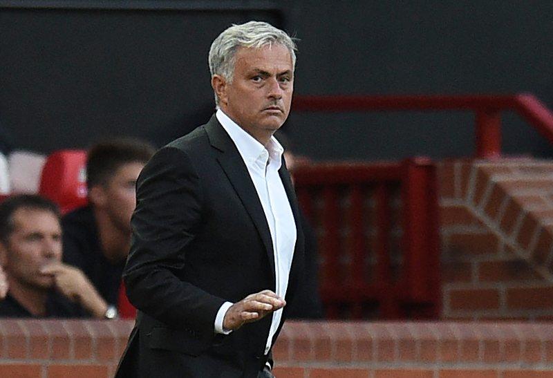 Mourinho Dalam Tekanan