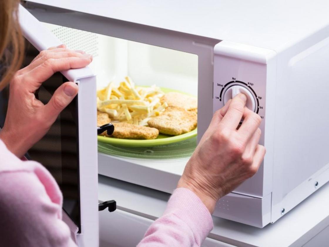 Ancaman Kesehatan di Balik Microwave  