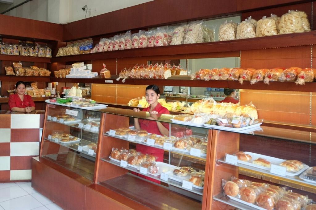 Lezat dan Melegenda, Roti In Surabaya