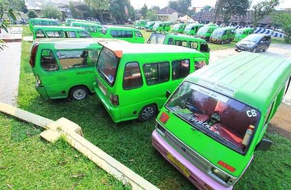 Sebanyak 300 Angkot di Bogor Ditilang