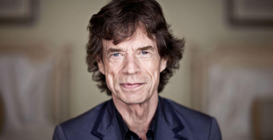 Mick Jagger Berakting dalam The Burnt Orange Heresy