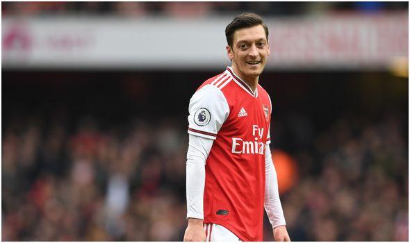 Mesut Ozil Tengah Bernegosiasi dengan DC United