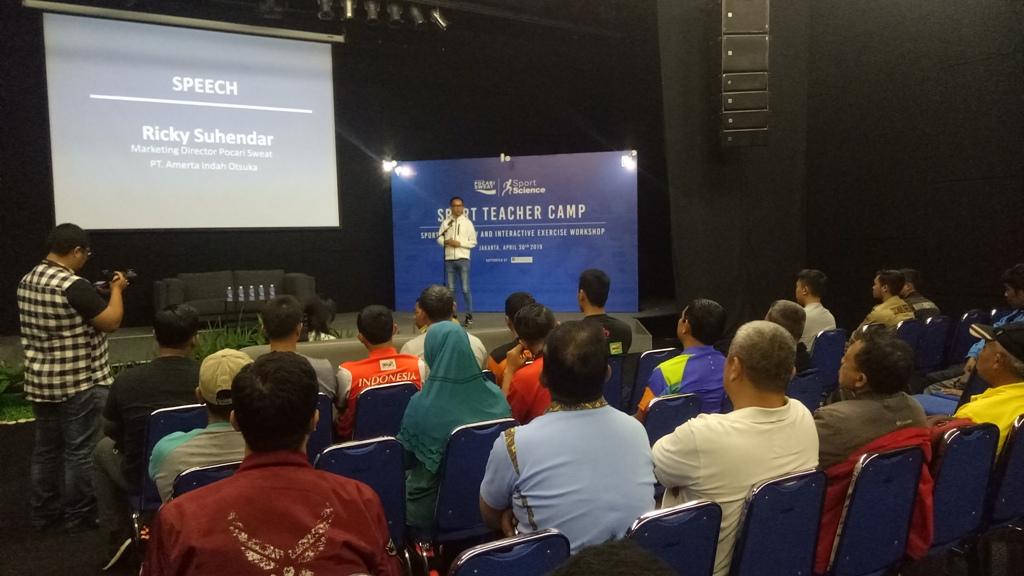 Pocari Sweat Menggelar Sport Teacher Camp