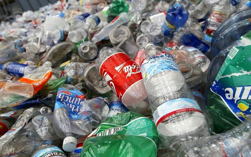 Perusahaan Raksasa Inggris Sepakat Pangkas Sampah Plastik