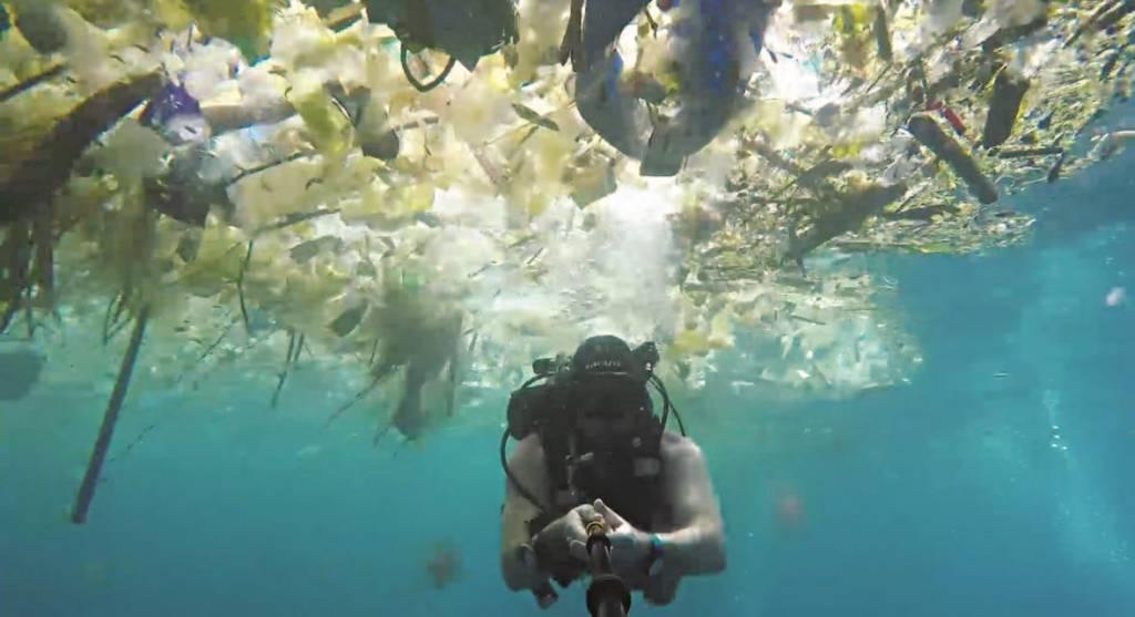 Sampah Plastik Ancam Pariwisata Bali