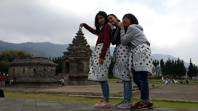 'Nge-vlog' di Dataran Tinggi Dieng