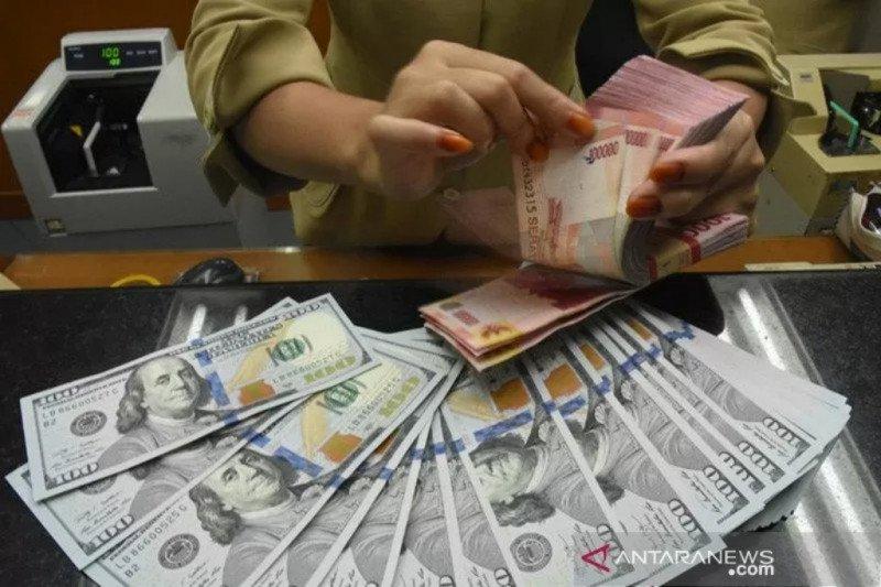 Rupiah Kembali Menguat Tembus Level Psikologis Rp14.000