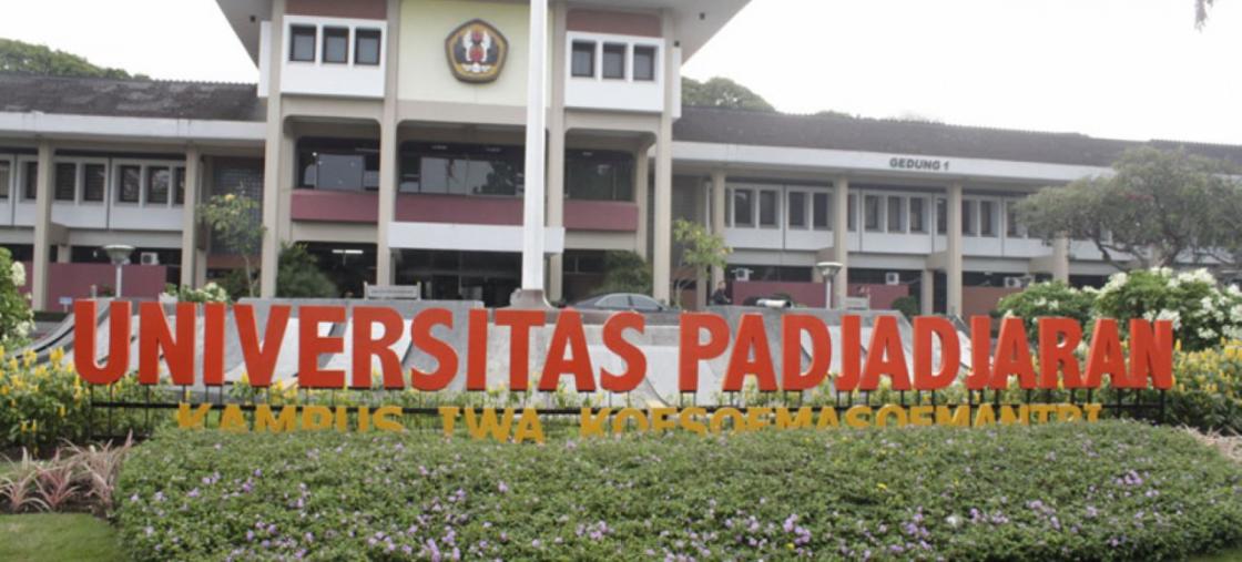 Mahasiswa Tuntut Pemilihan Rektor Unpad Dipercepat