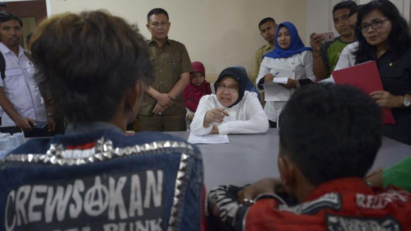 'Ngelem' Juga Dilakukan Para Pelajar di Surabaya