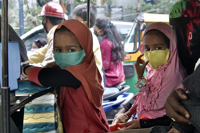 WHO: Anak Berusia 12 Tahun ke Atas Wajib Pakai Masker