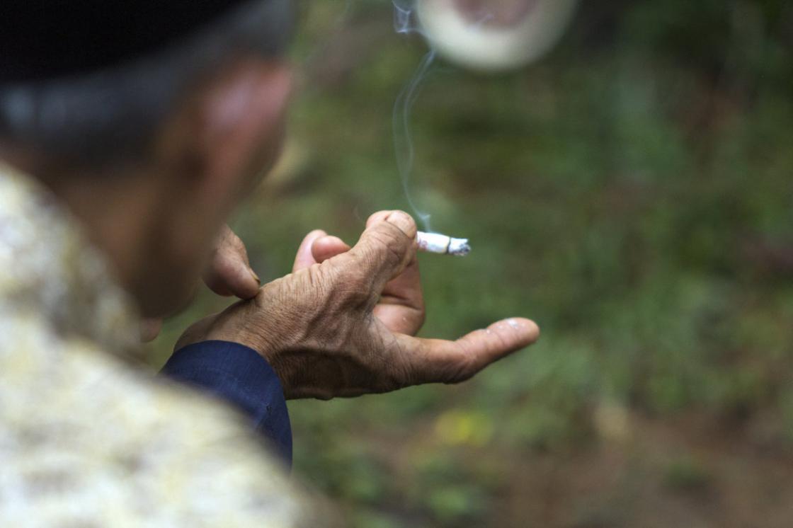 Bansos Tunai Cenderung untuk Konsumsi Rokok