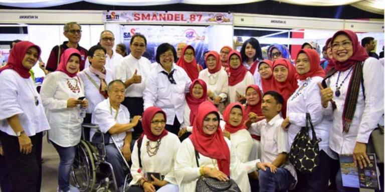 Menteri Siti Nurbaya dan Suka Cita Masa SMA