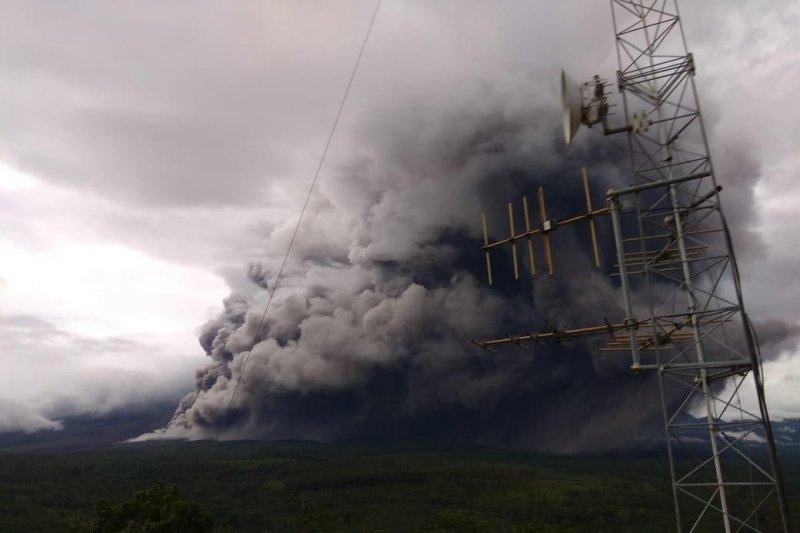 PVMBG: Status Gunung Semeru Masih Waspada