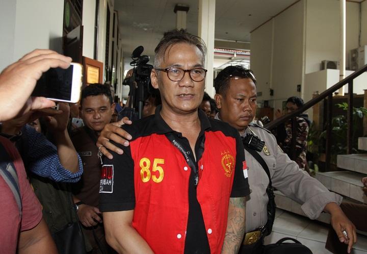 Majelis Hakim Tunda Sidang Putusan Tio Ditunda