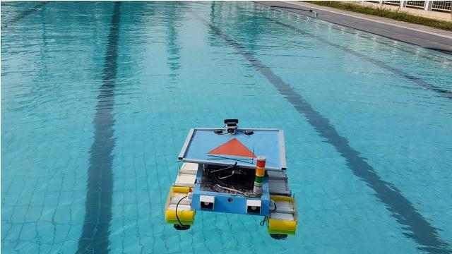 Jelajah Bawah Laut dengan Robot