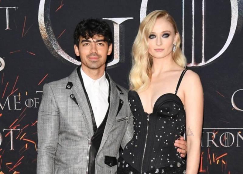 Joe Jonas dan Sophie Turner Menikah Usai Hadiri Billboard Awards