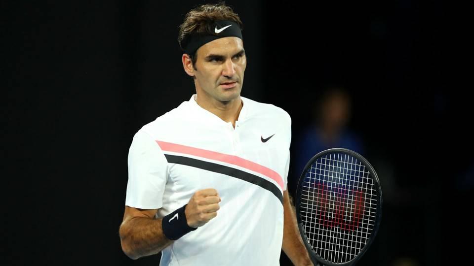 Federer Kembali ke Puncak