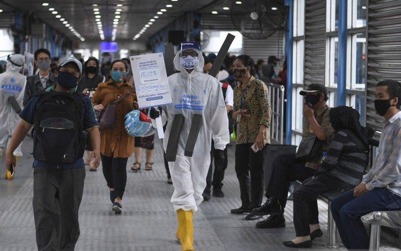 Oktober, Transjakarta Gunakan Pembayaran dengan QR Code