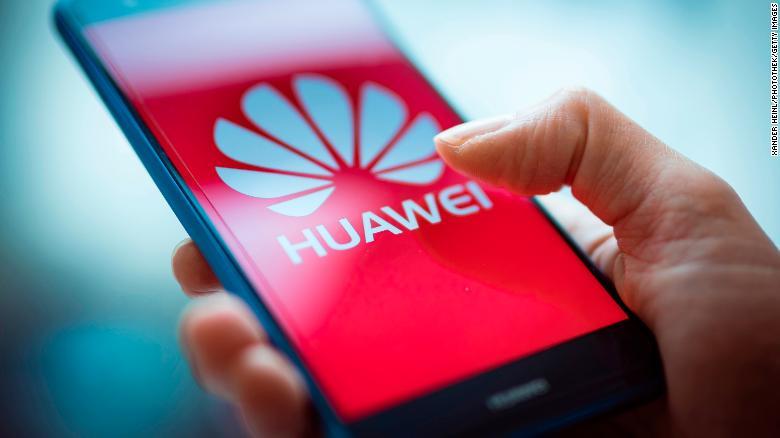 Presiden Trump Siap Larang Huawei 