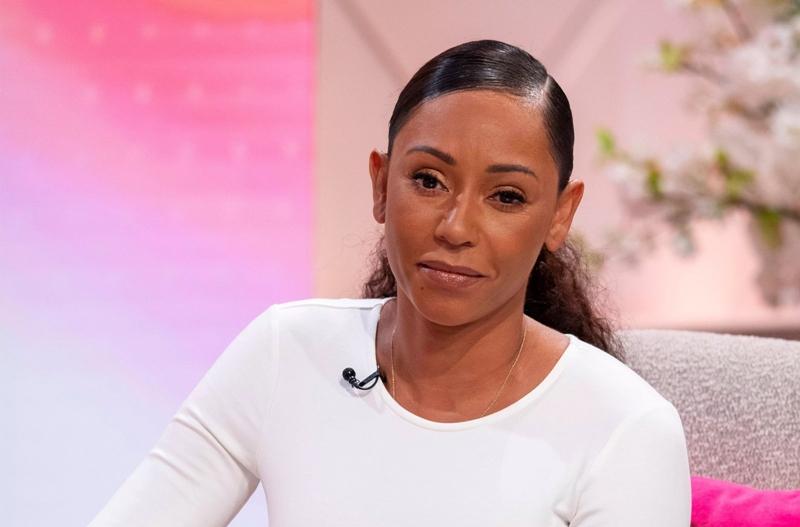 Mel B Dilarikan ke Rumah Sakit karena Gangguan Mata