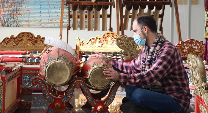 Lucian Zbarcea, Indonesianis yang Aktif Mempromosikan Gamelan di Rumania