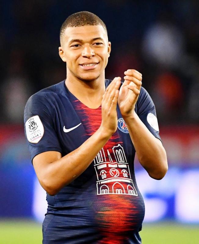 Mbappe Bertahan di PSG