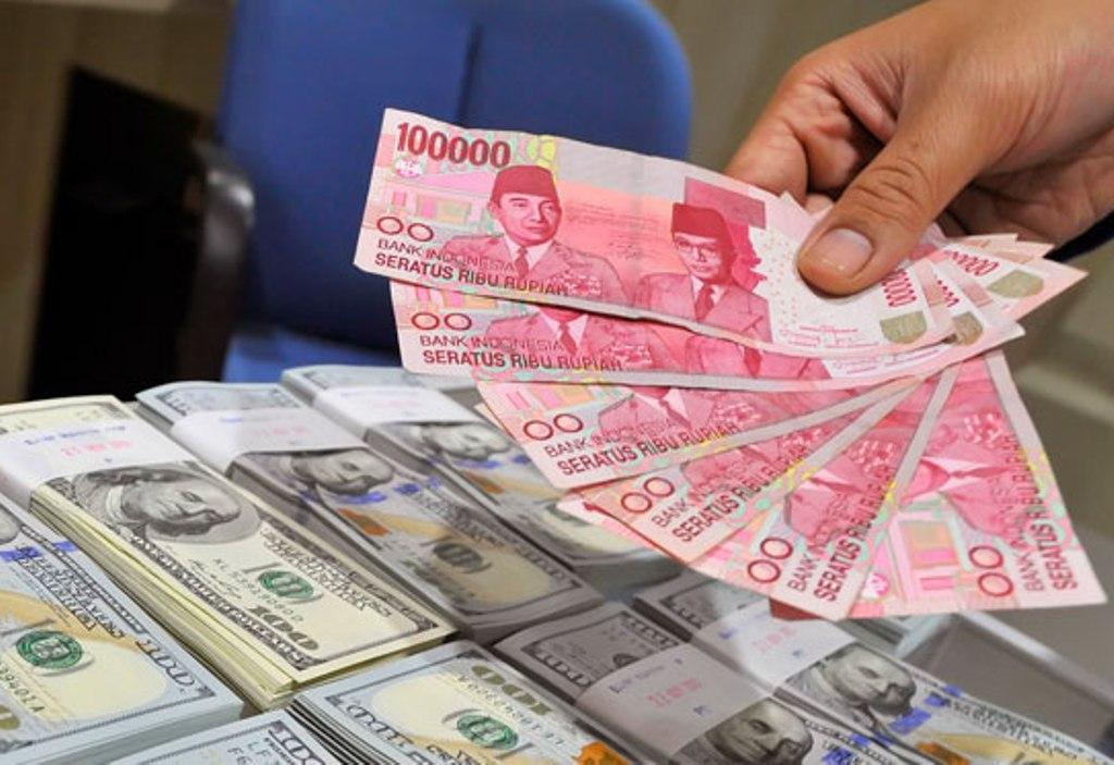 Sentimen Internal Topang Rupiah