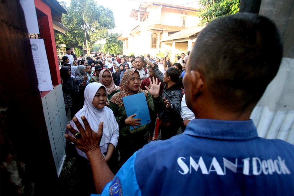 Minimnya Jumlah SMA/SMK Picu Kesemrawutan