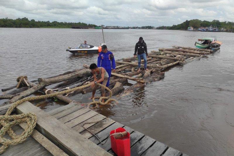 Polda Kalimantan Barat Sita 1.000 Batang Kayu Log Ilegal