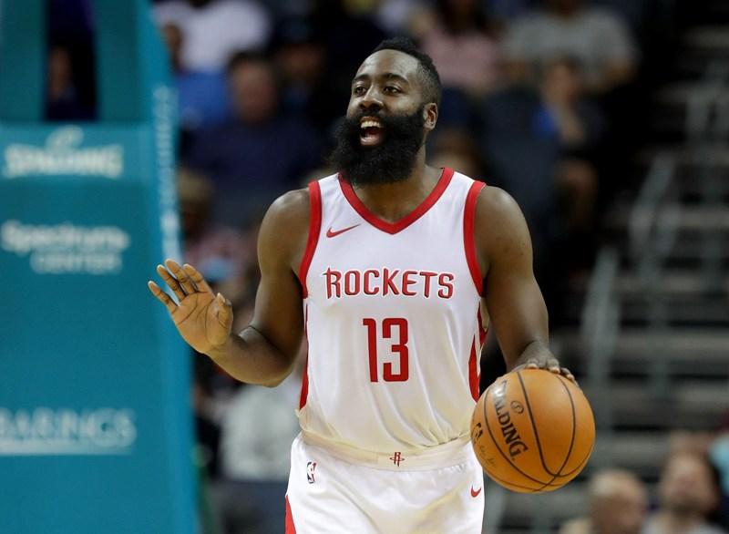 Houston Rockets Menang Telak Atas Warriors