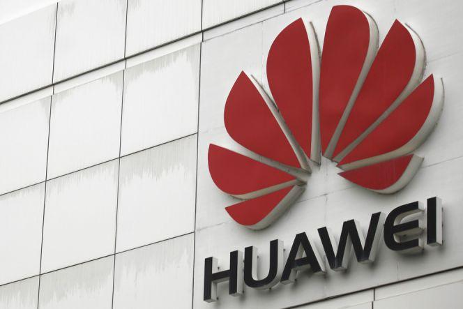 Tiongkok Panggil Dubes Kanada Terkait Huawei