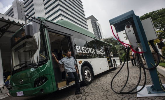 Penggunaan Bus Listrik Dapat Mendorong Efisiensi Energi Fosil
