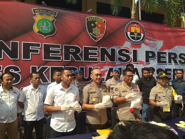 Polres Kepulauan Seribu Musnahkan Sabu 1,8 Kilogram