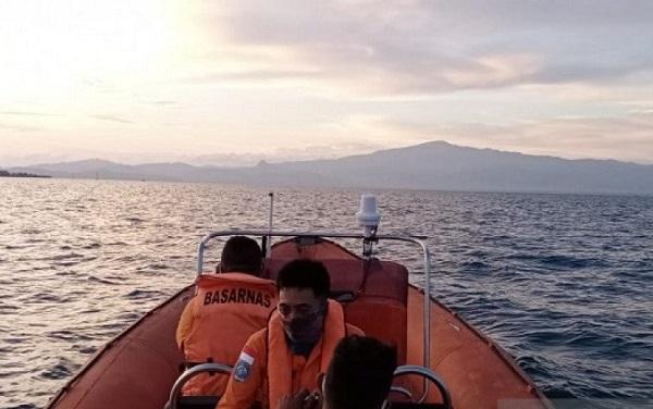 SAR Cari Dua Orang Tenggelam di Perairan Pulau Kelang