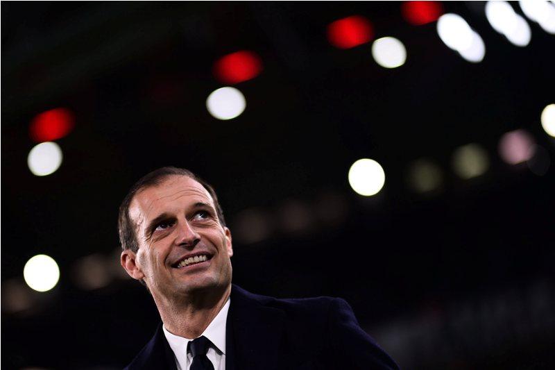 Allegri Dipecat